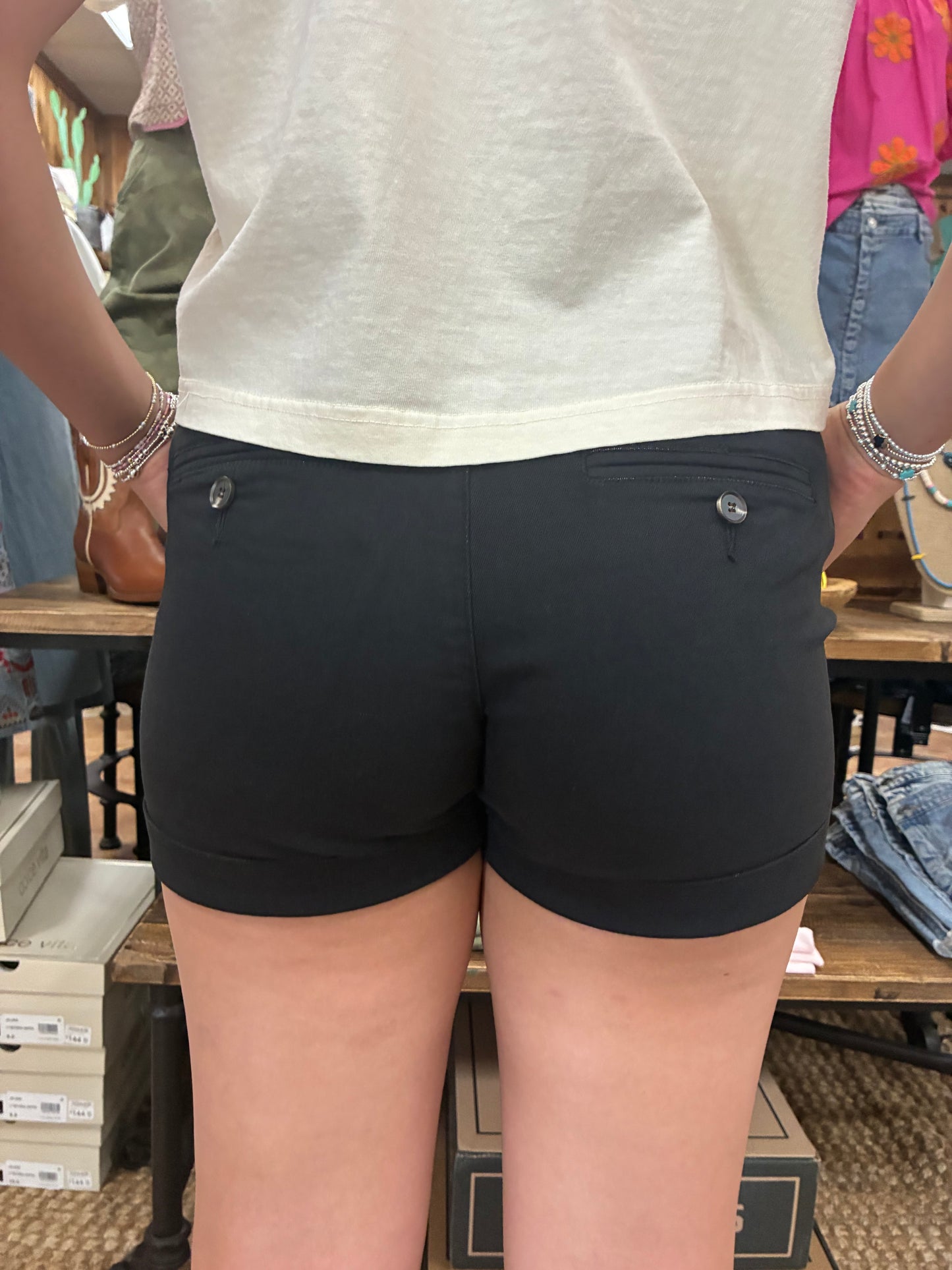 DJ-HAMPTON BLACK SHORT
