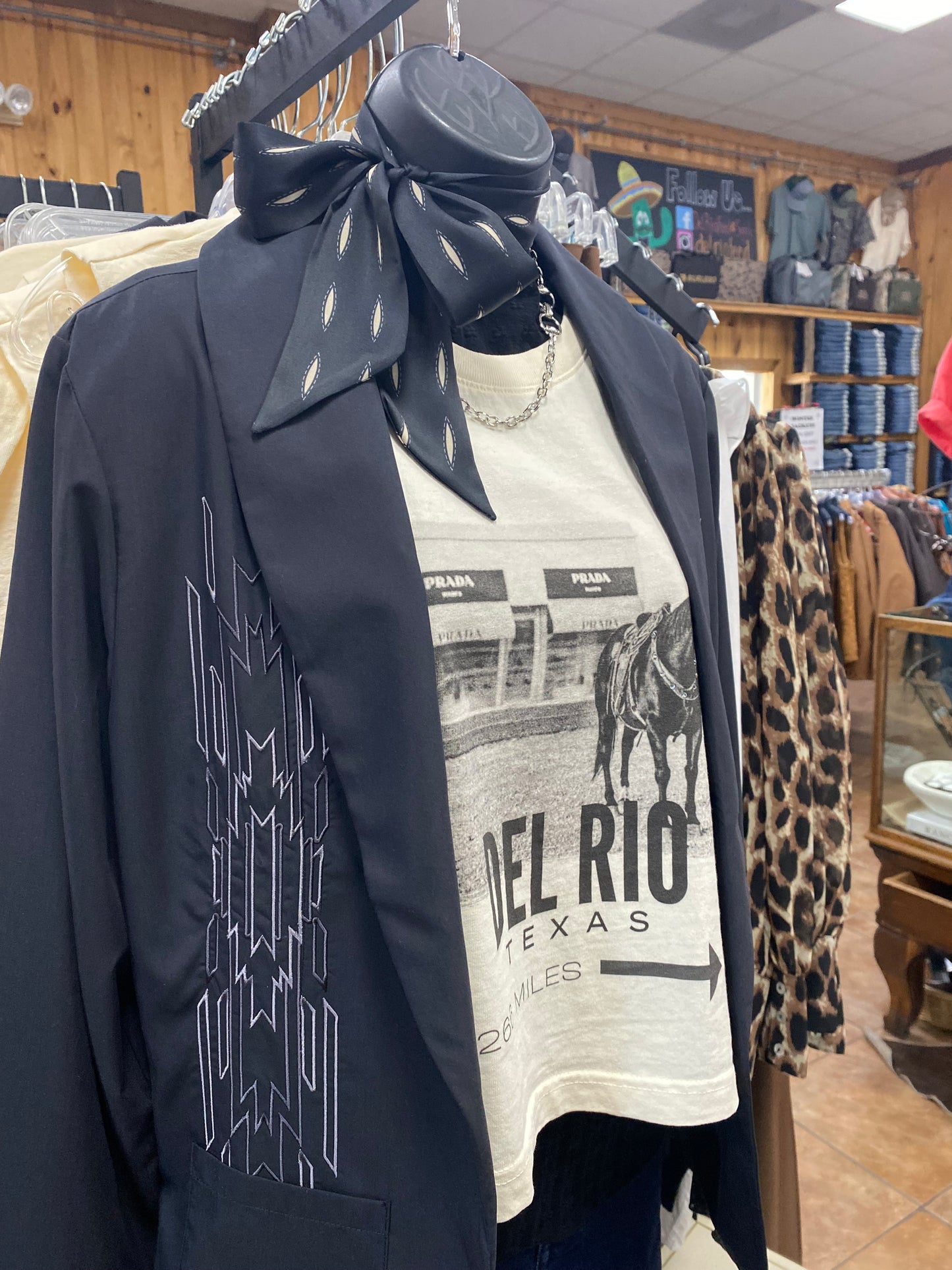 Ridin’ to Del Rio boxy tank