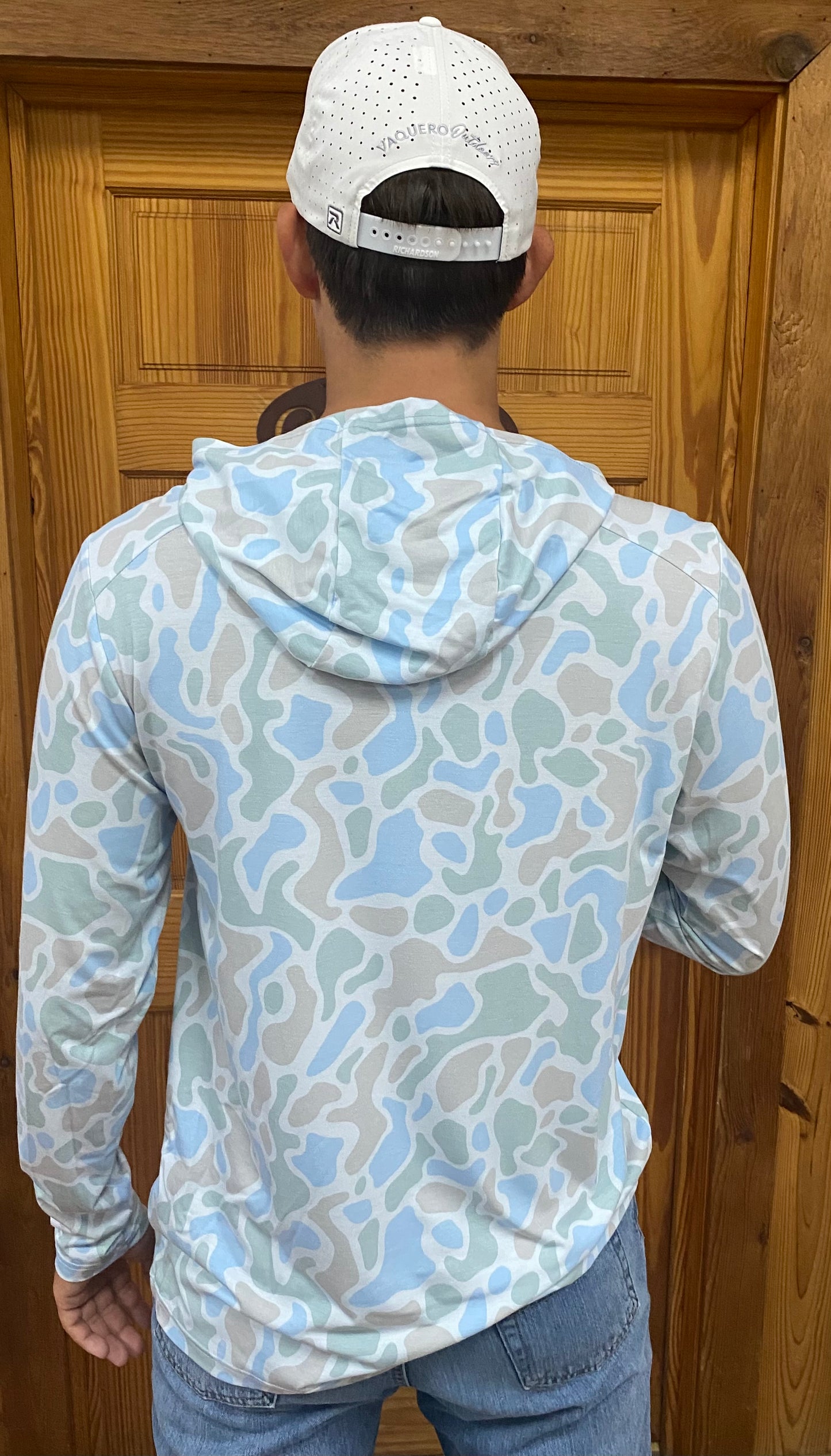 Vaquero Daybreak performance hoodie