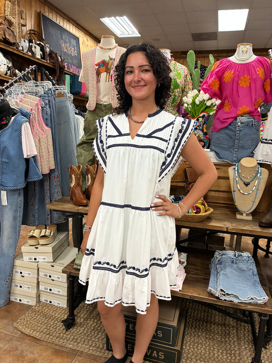 DJ-JANESSA DRESS WHITE