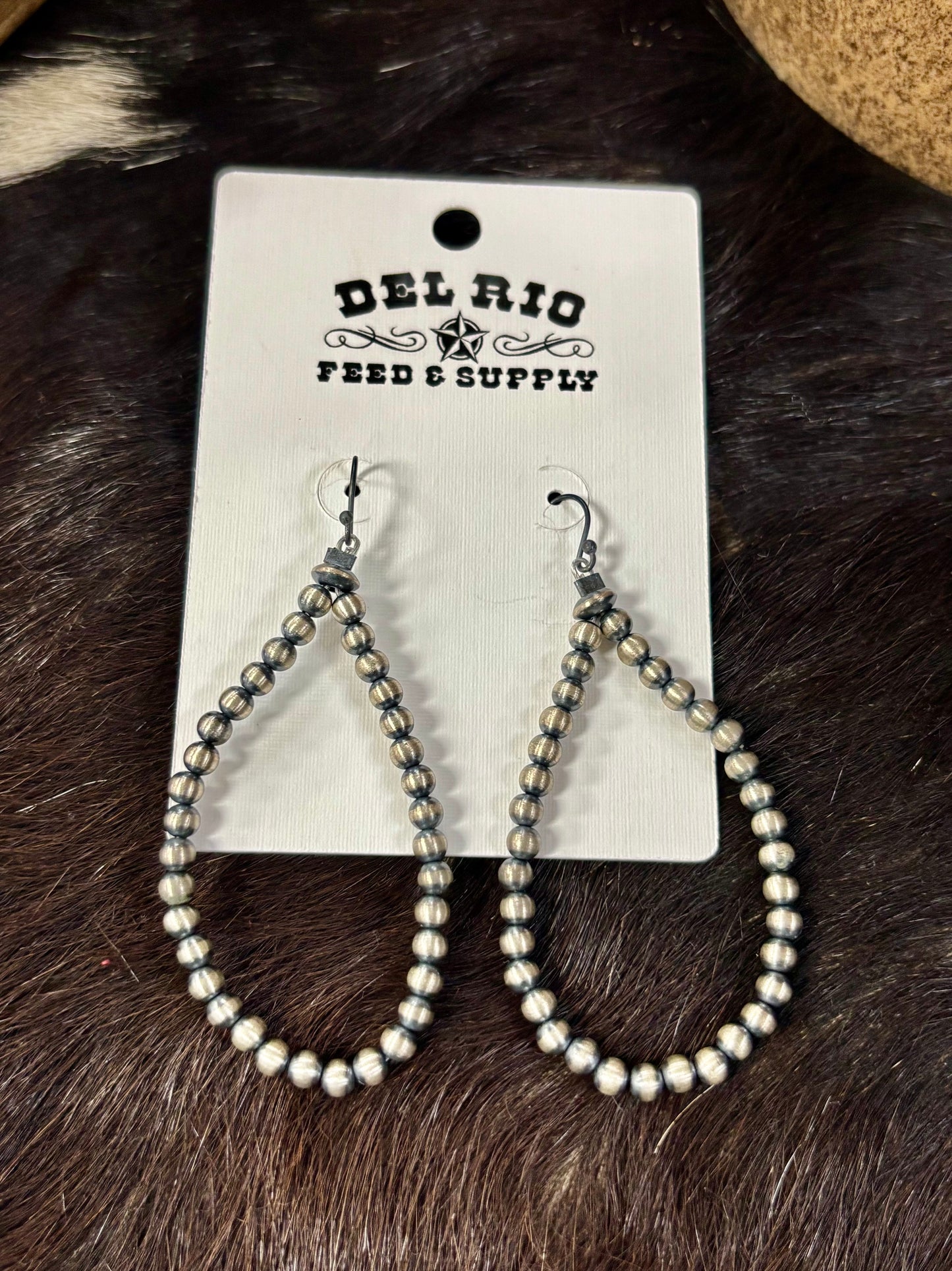 Navajo Pearls Earrings